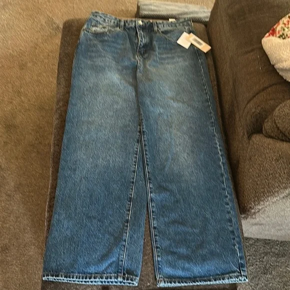 Billie Mid Rise Straight Leg Blue Jeans - Picture 4 of 16